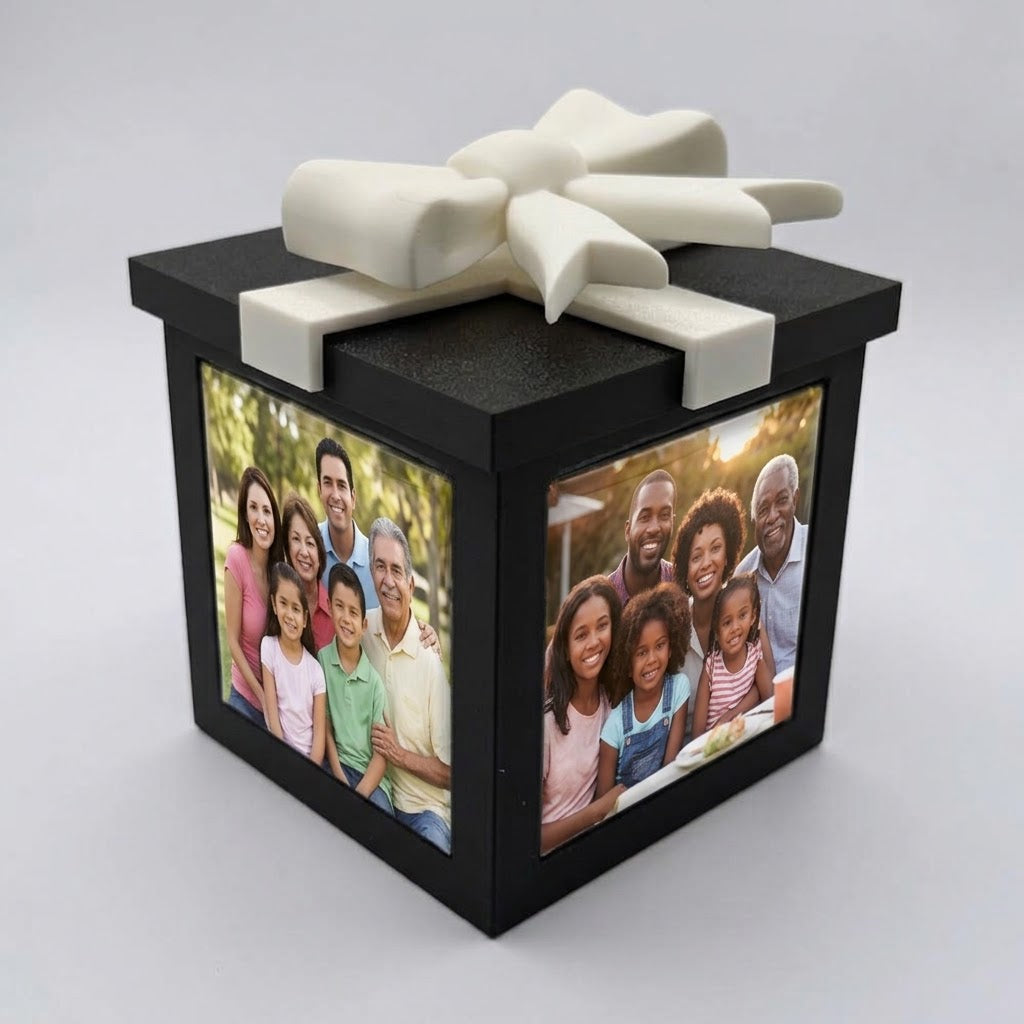 Magnet Christmas Present Frame with 4 Magnets Bundle